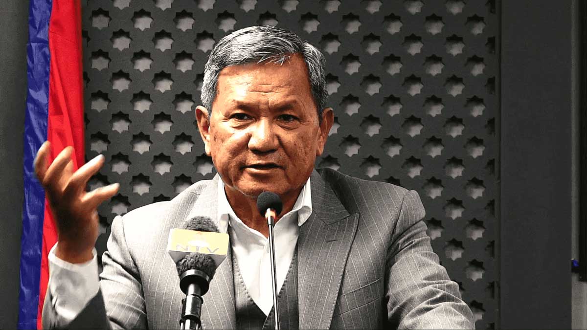 press-meeting1.jpg